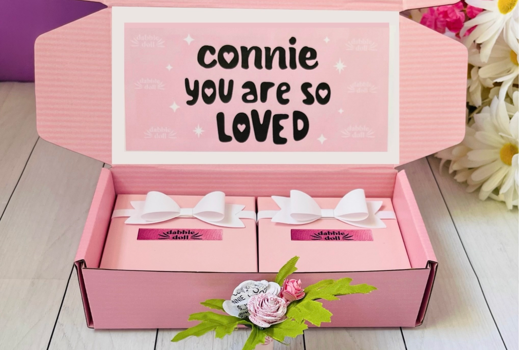 Personalized Gift Boxes: 25 Meaningful Custom Gift Ideas for Her