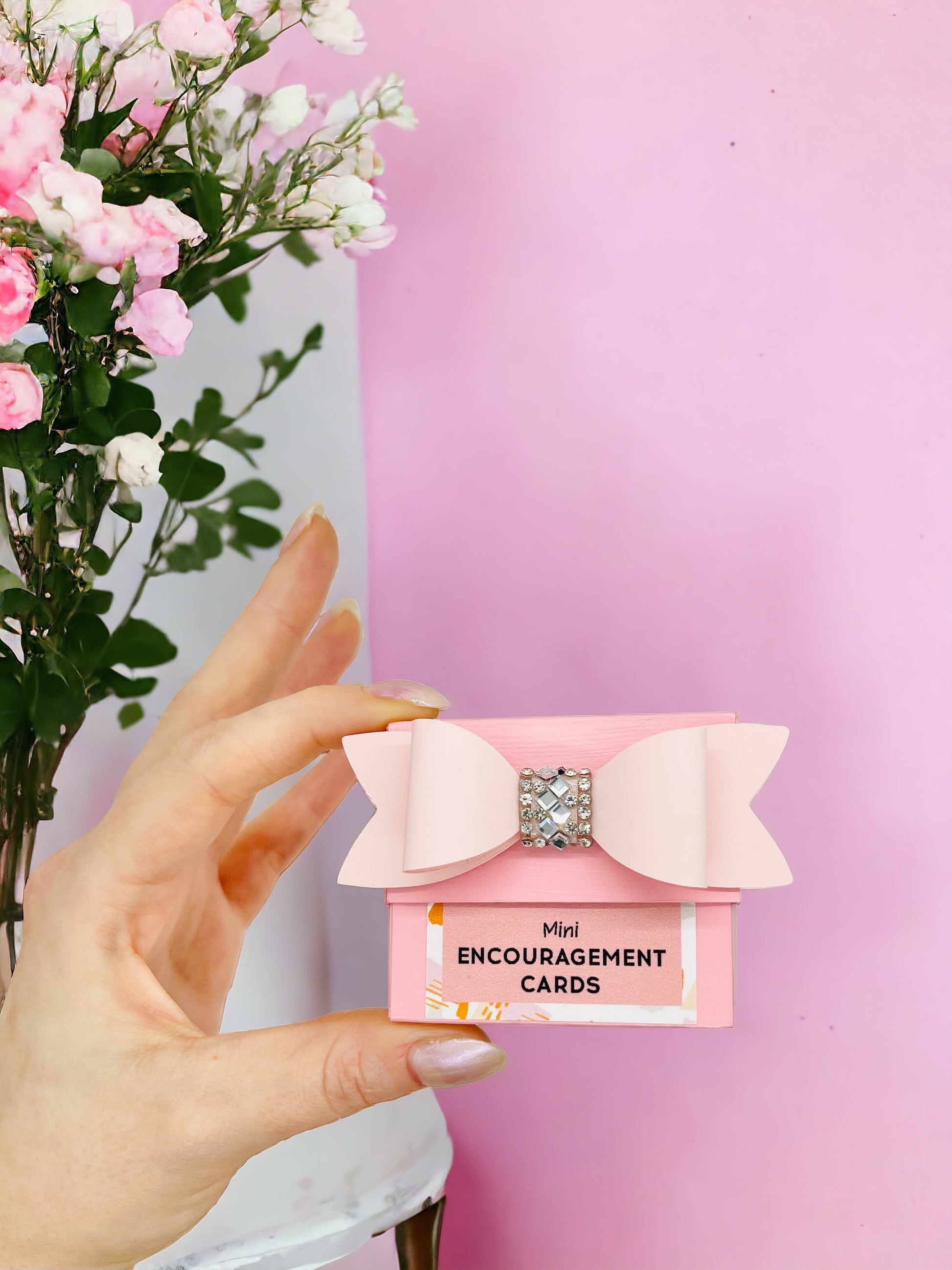 Pink Mini Encouragement Cards with Bow for Girls and Women, Perfect Gift for Positivity