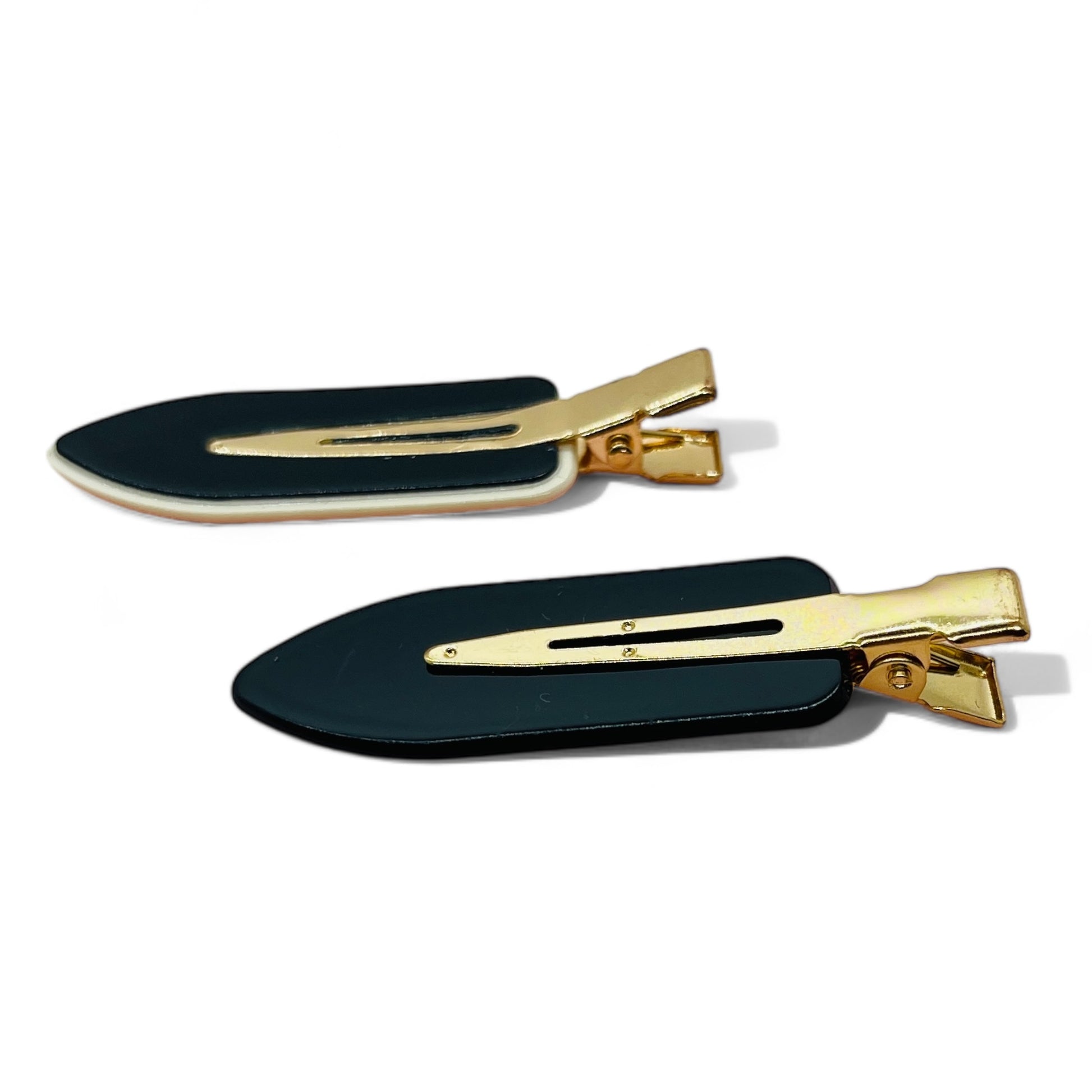 Elegant green hair clips with gold accents for girls and women, perfect for stylish hairdos